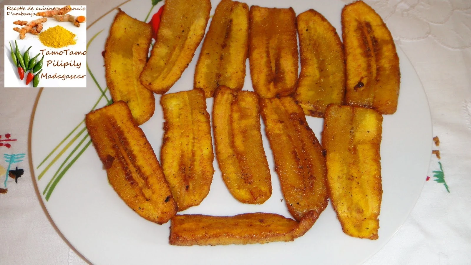 Cuisine artisanale d'Ambanja ( Madagascar ): Banane plantain au petit