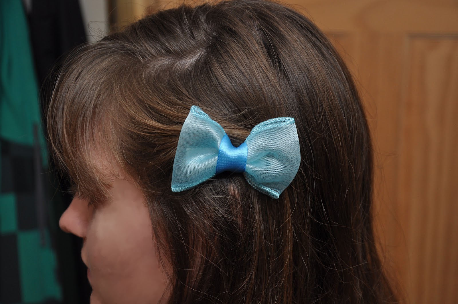 diy bow hair tie