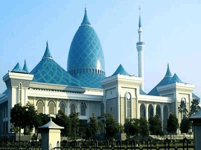 Masjid Agung Al-Akbar Surabaya Masjid Agung Al-Akbar Surabaya