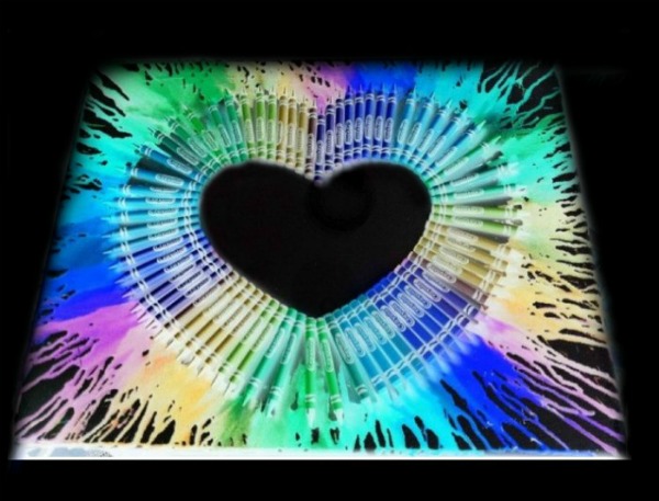 AMAZING MELTED CRAYON ART FOR KIDS (You won't believe your eyes!) AMAZING MELTED CRAYON ART FOR KIDS (You won't believe your eyes!)