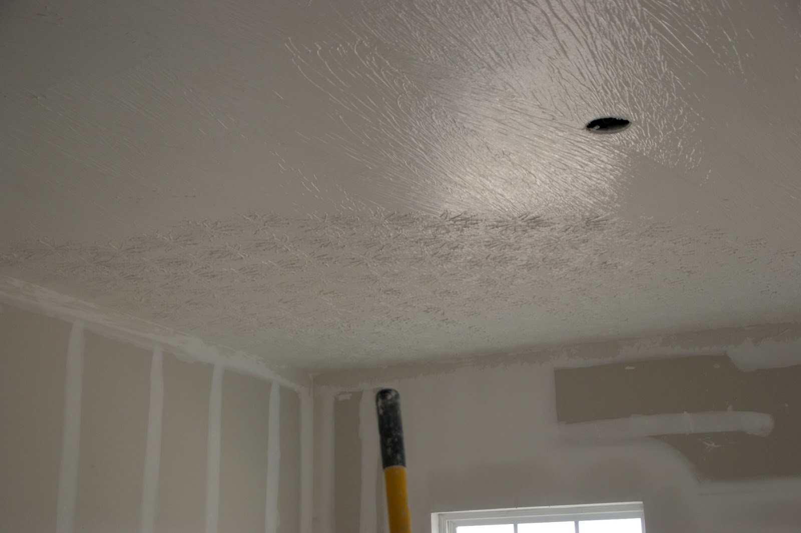 Building our Heavenly Highgrove Day 54 Ceiling Textured & Final Drywall