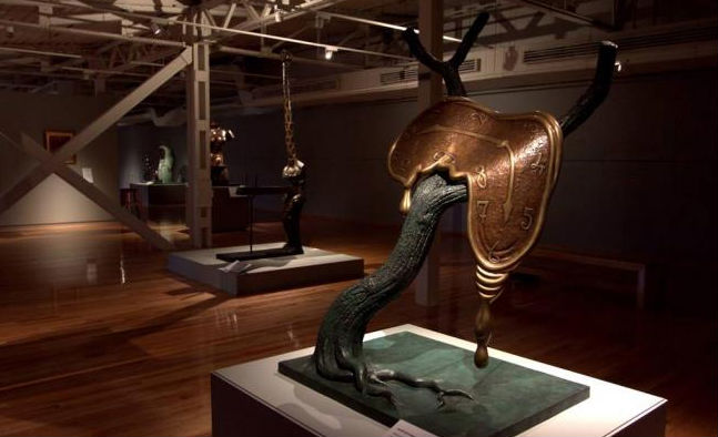 Obsesiones de Salvador Dalí en el Museo Soumaya Plaza Loreto
