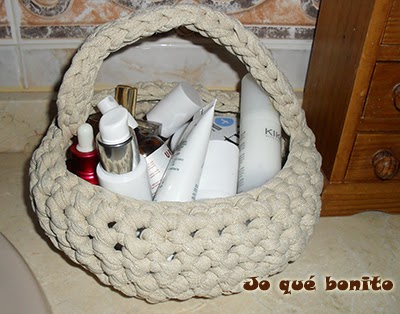 Cestos tejidos con trapillo