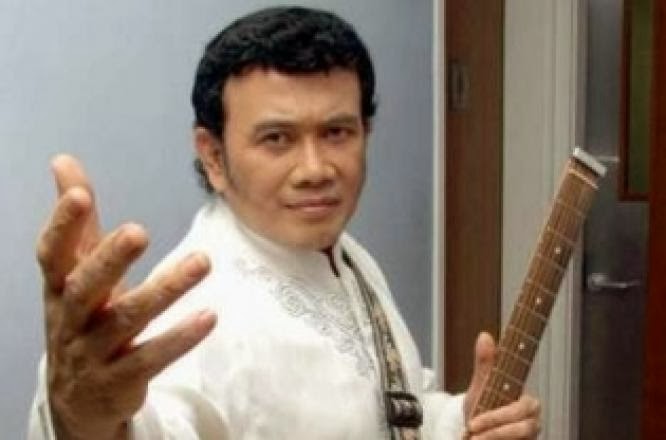 Lirik Lagu Rhoma Irama - Terajana | Bakiak Lirik