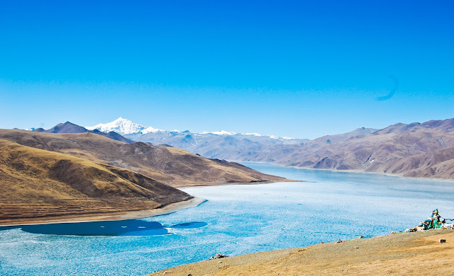 Khám phá hồ Yamdrok ở Tây Tạng