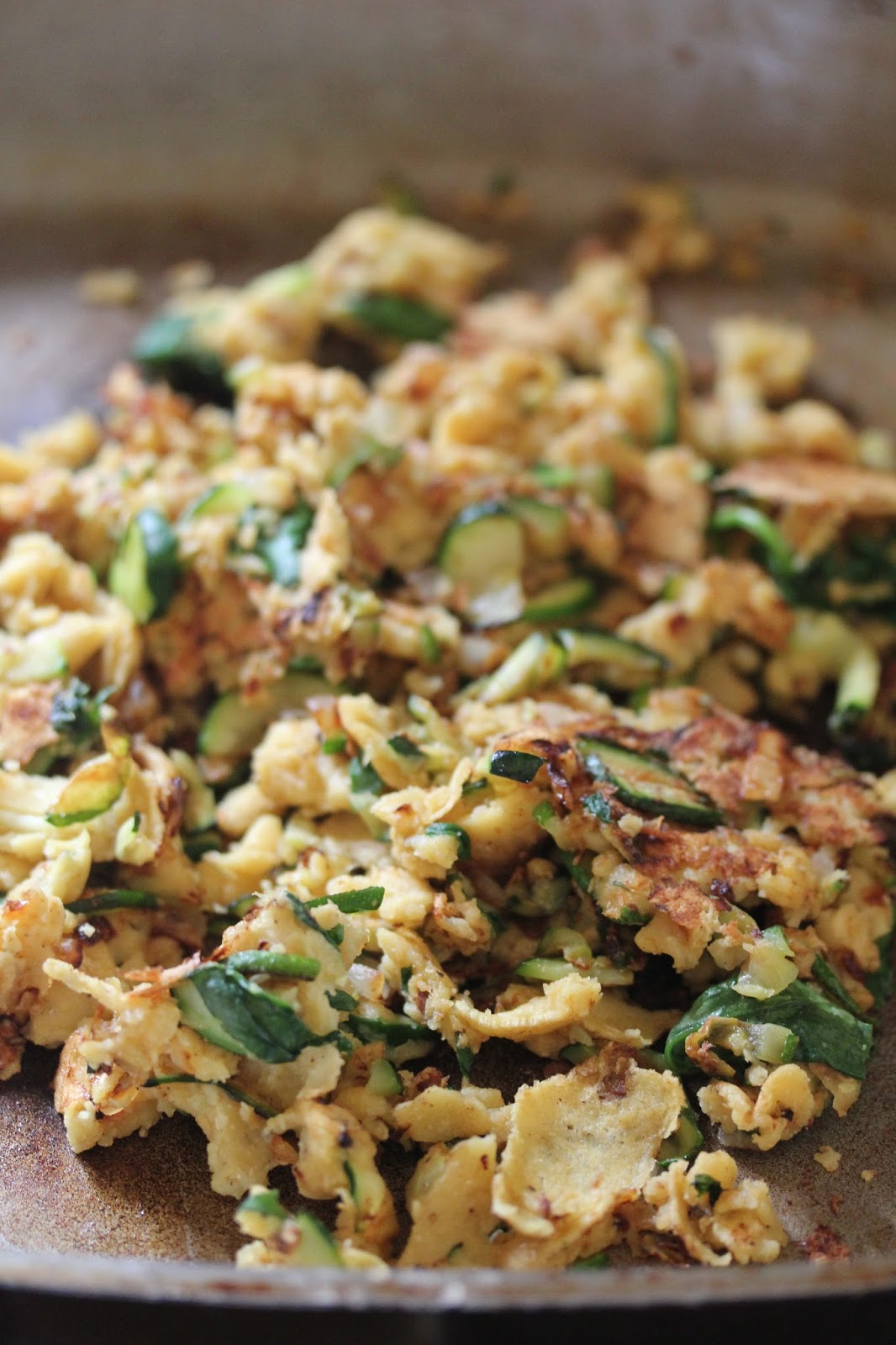 Vegan Chickpea Flour Scrambled "Eggs" with Spinach and Zucchini