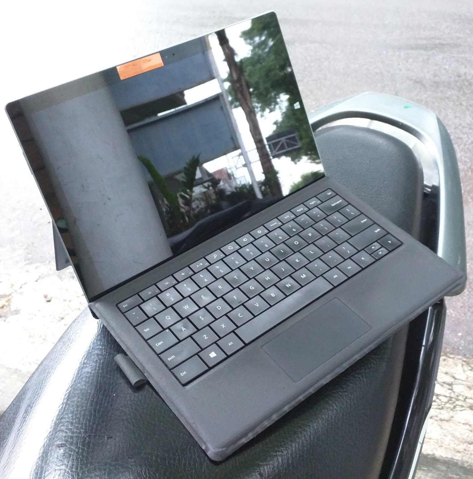 Jual Microsoft Surface Pro 3 4GB/128GB - PS2-00001 | Jual Beli Laptop