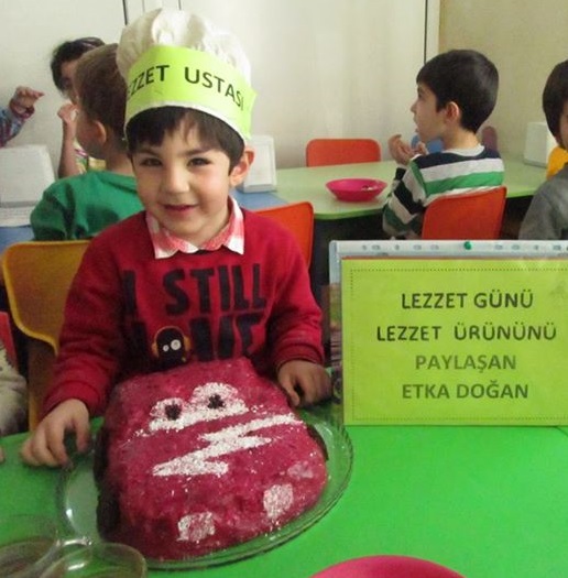 �Umut� olsun! Evde Arabalı Pasta Yapımı )