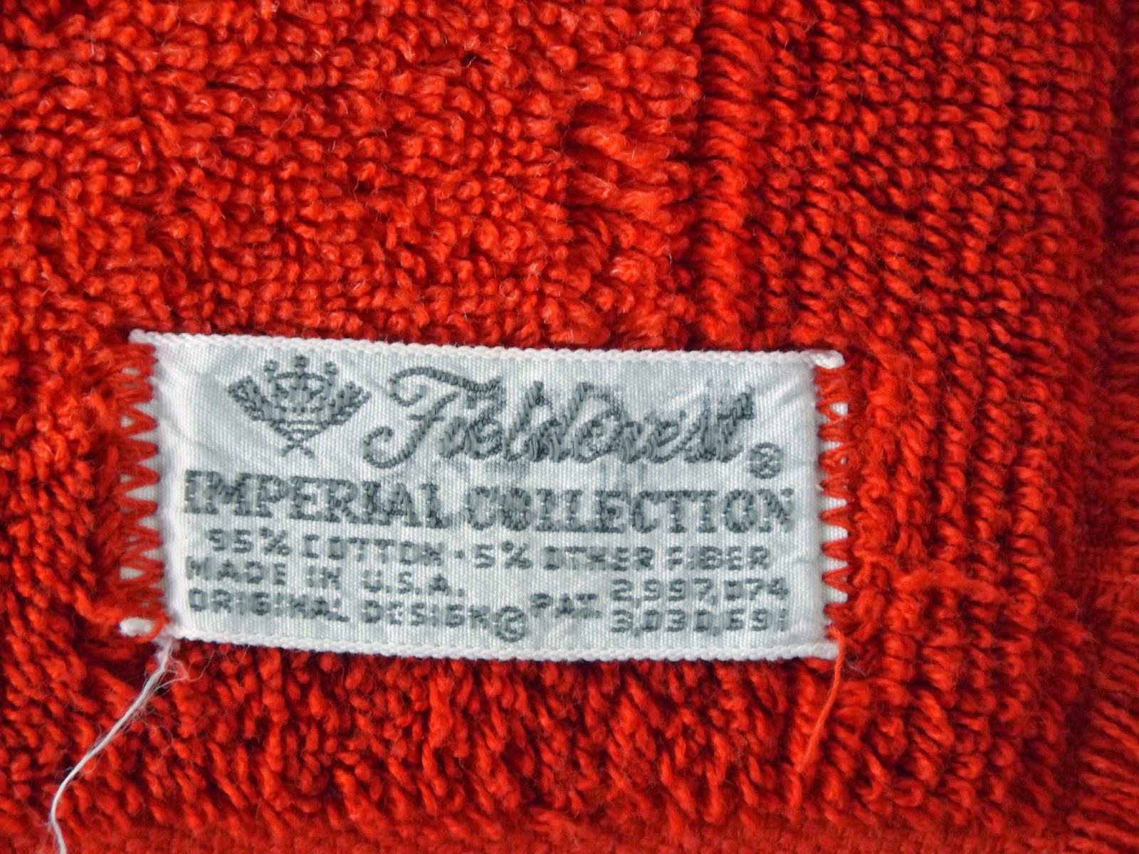 Still Stunning Vintage Resale Vintage Bath Towels/ Fieldcrest