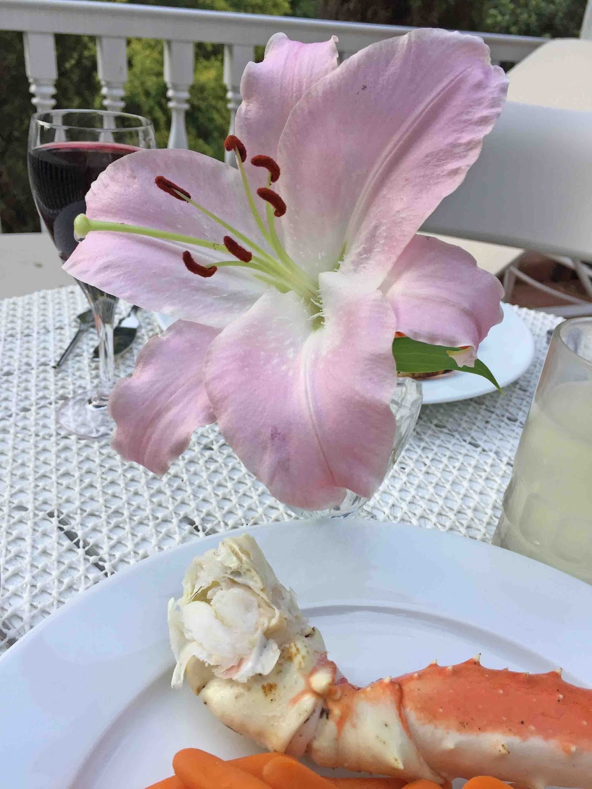 MARIETTE'S BACK TO BASICS {King Crab Legs from Costco}