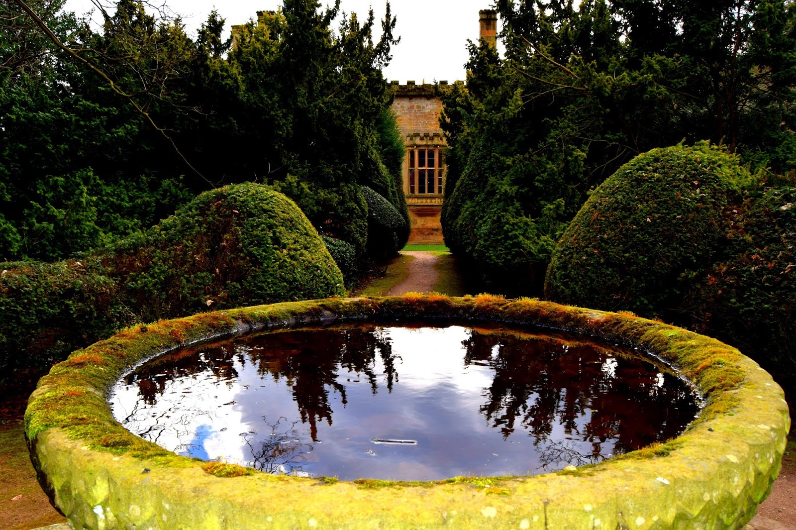 Walk Around Newstead Abbey Walk Around Newstead Abbey