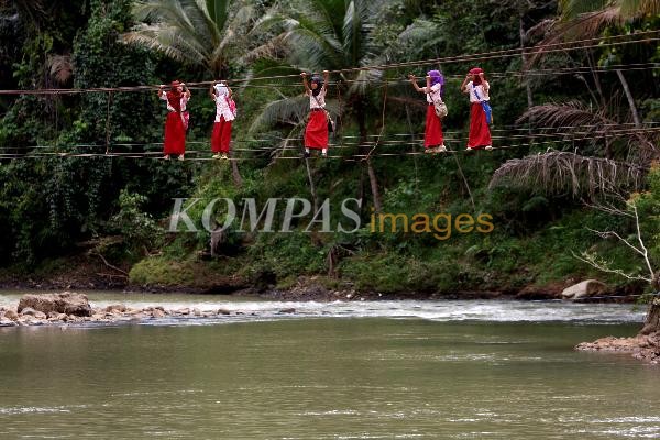 Toni Ruttimann, Bule yang Bangun 61 Jembatan di Pelosok- Pelosok Indonesia. Salut