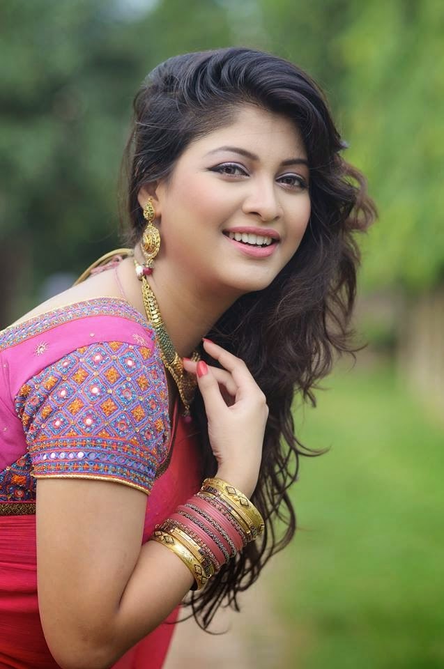 Bangladeshi Model Sarika - Lovely Girls Photo-5414
