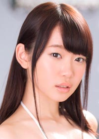 Actress Yura Kano
