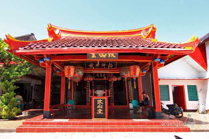 vihara pemancar keselamatan cirebon
