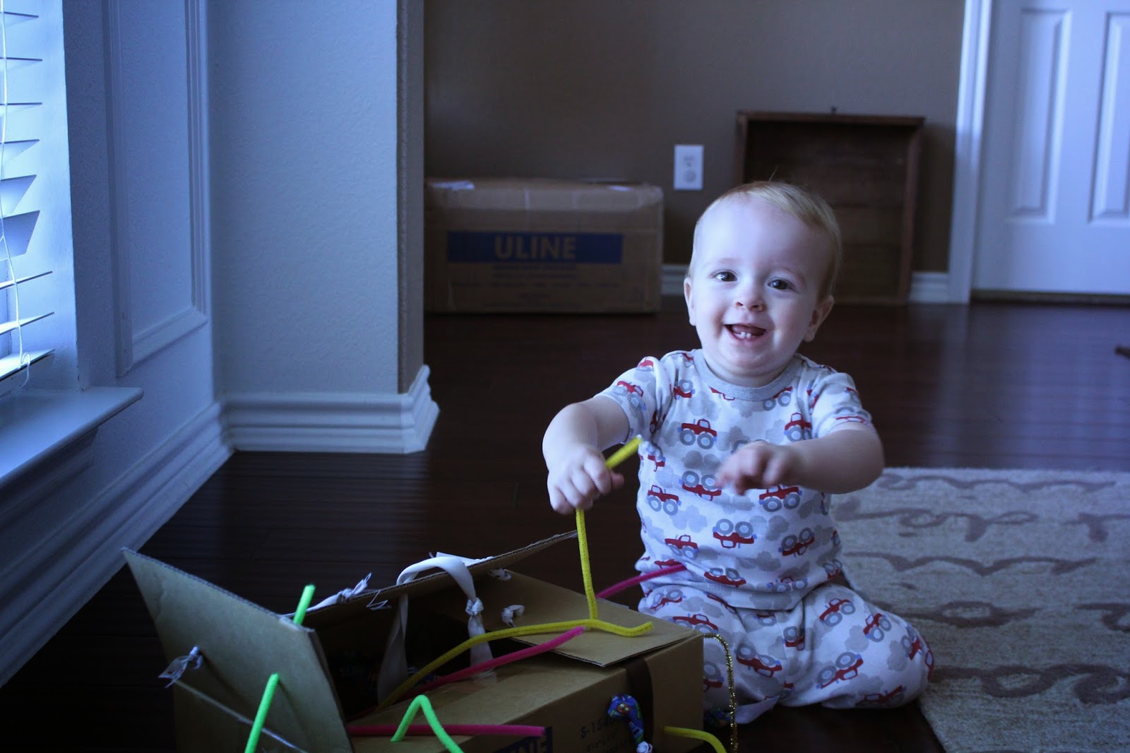 My Crazy Life: Toddler Tugging Box