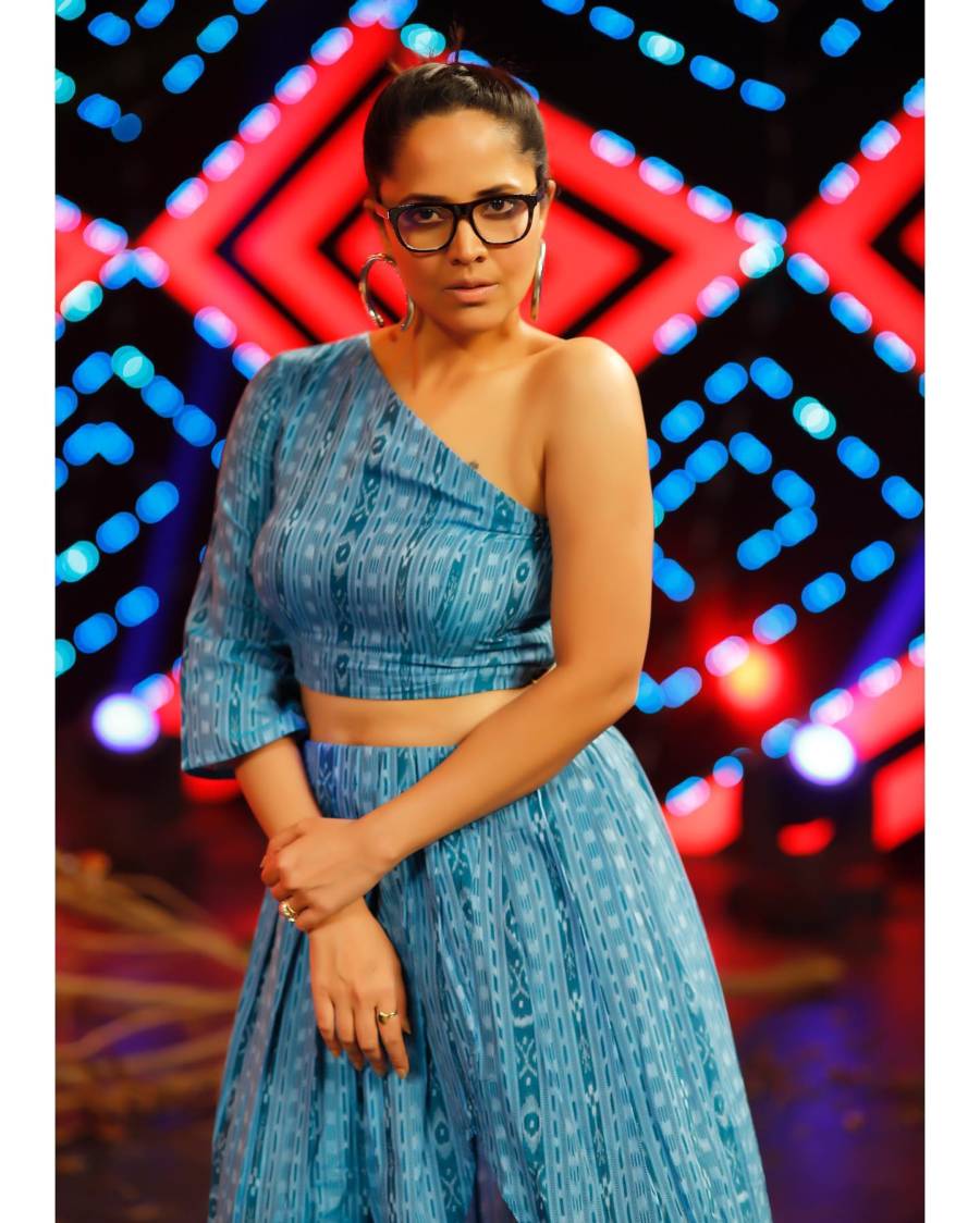 TV Anchor Anasuya In Hot Blue Dress With Glasses