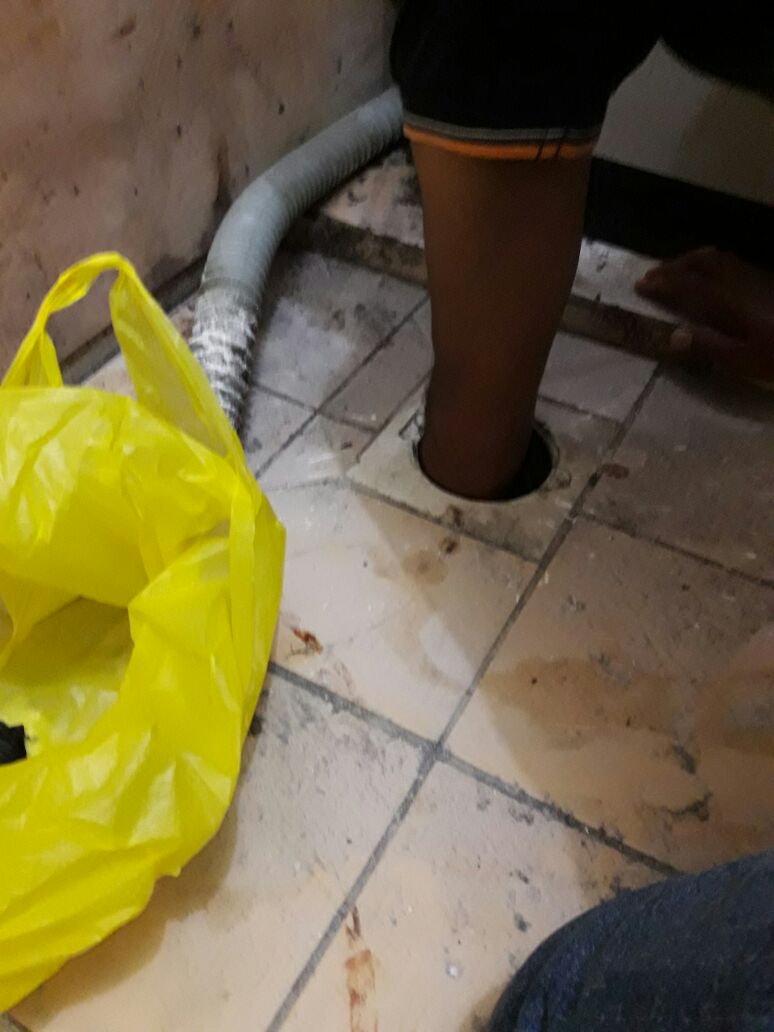 Bilik Sewa Malaysia Repair Tersumbat Saluran Keluar Paip Air Untuk Repair Tersumbat Saluran Keluar Paip Air Untuk Mesin Basuh