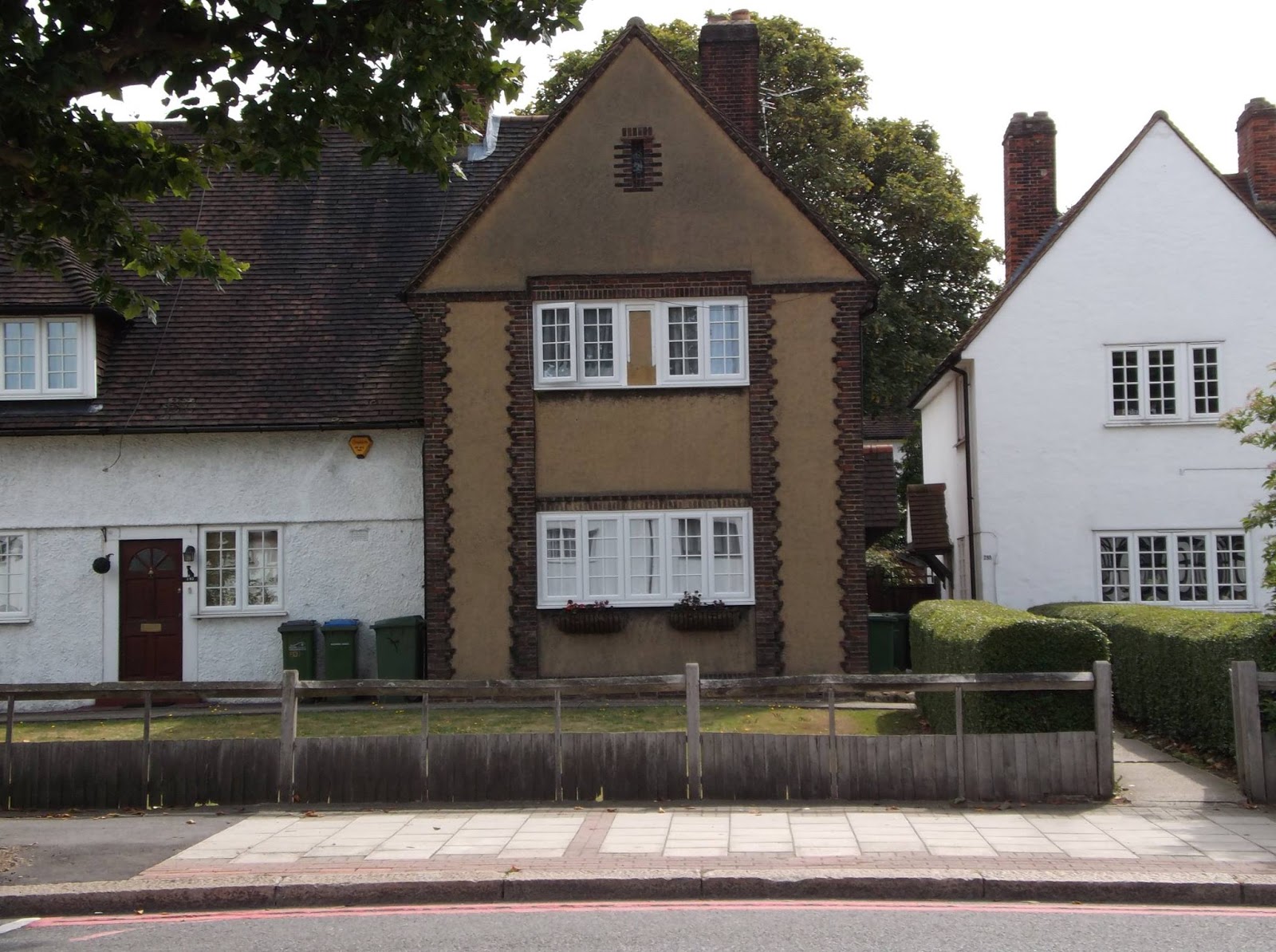The Progress Estate, Eltham, SE9 Zeppelins over Well Hall