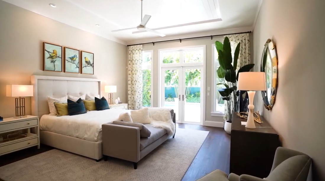 16 Interior Design Photos vs. 1806 Oleander Street, Sarasota, FL Luxury Model Home Tour