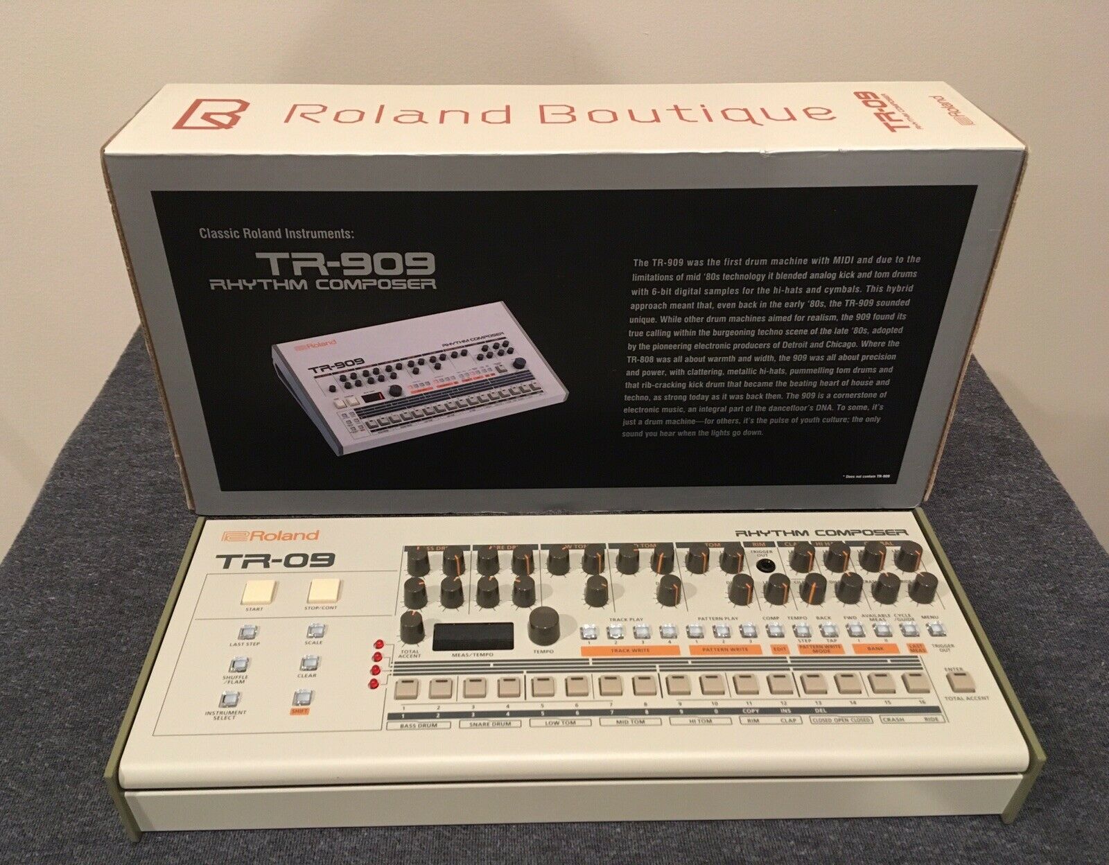 日本仕様正規品 Roland TR-09 Rhythm Composer DTM/DAW