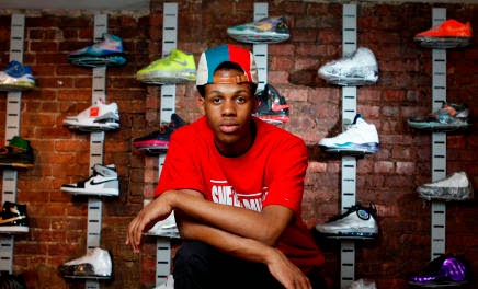 chase reed sneaker pawn
