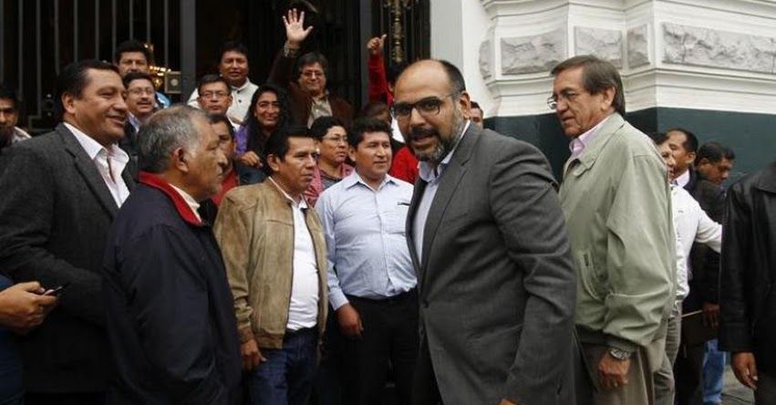 MINEDU advierte que descontará a los maestros que acaten huelga - www.minedu.gob.pe MINEDU advierte que descontará a los maestros que acaten huelga - www.minedu.gob.pe