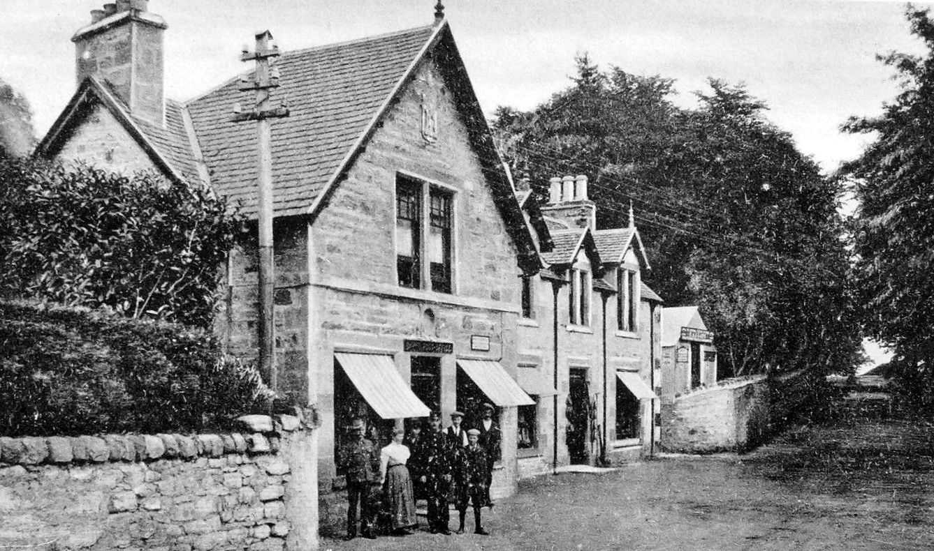Tour Scotland Old Photograph Drumnadrochit Scotland