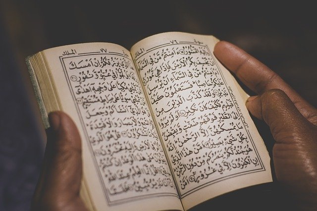 Puasa, Tips Sahur, dan Trik Khatam Al Qur'an di Bulan Ramadhan Puasa, Tips Sahur, dan Trik Khatam Al Qur'an di Bulan Ramadhan