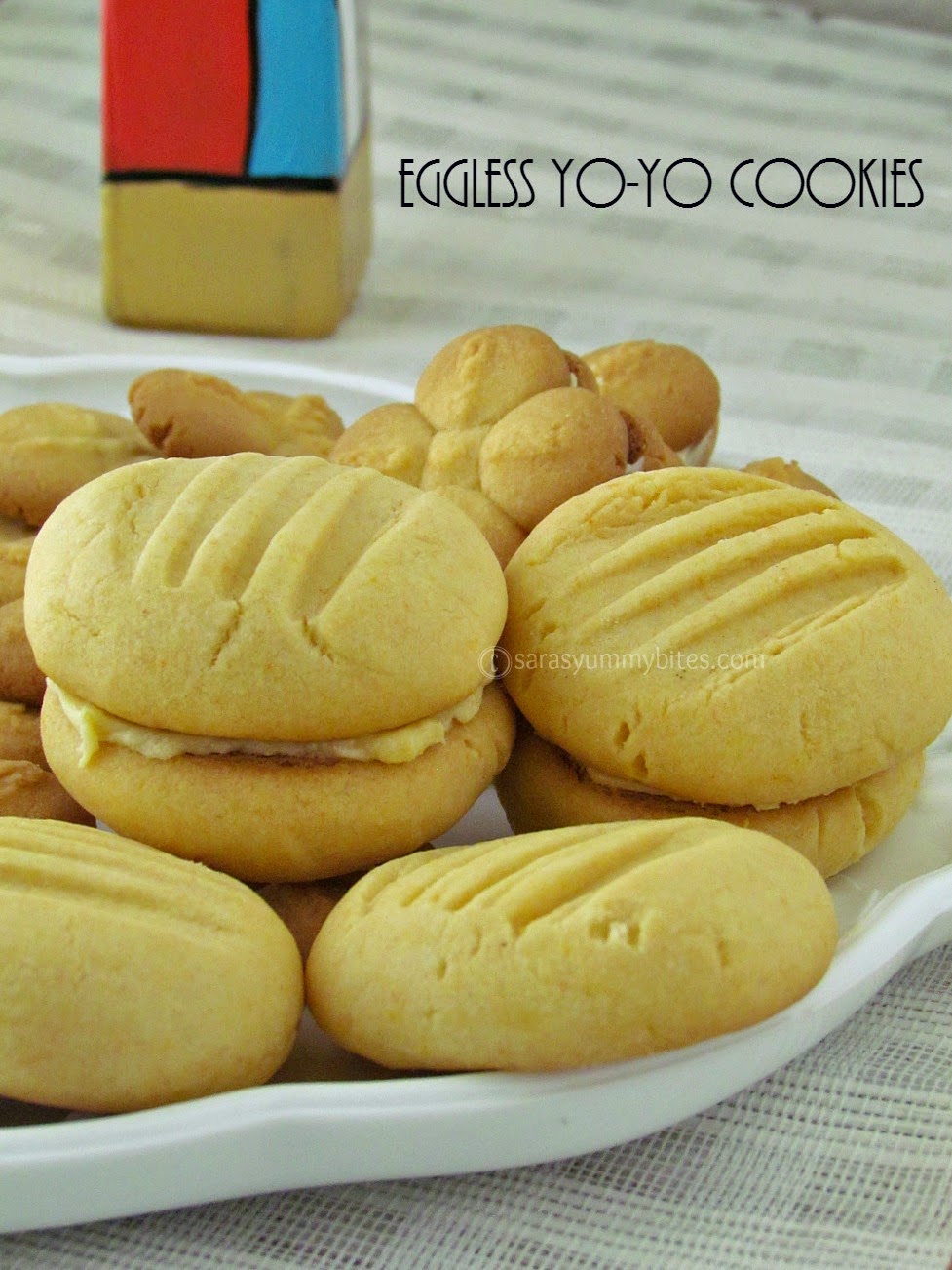 Eggless Custard Cookies / YoYo Cookies / Custard Sandwich Cookies SarasYummyBites