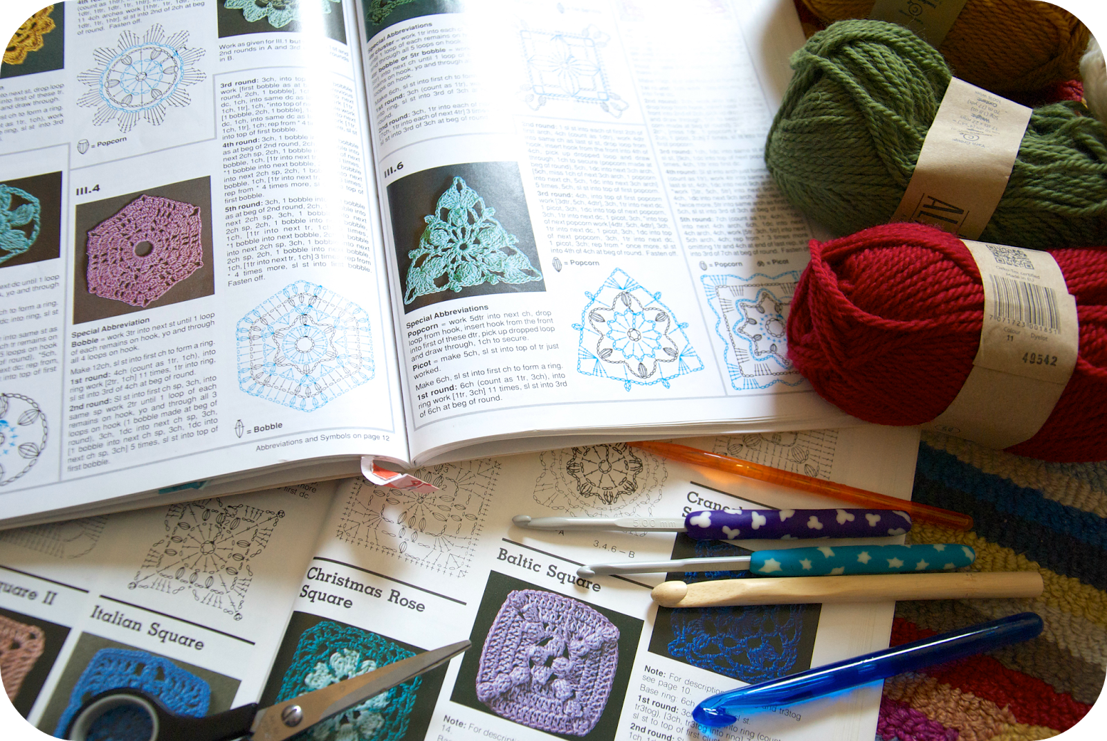 A series of blog posts, which walk you through designing your own crochet motif blanket step by step.
