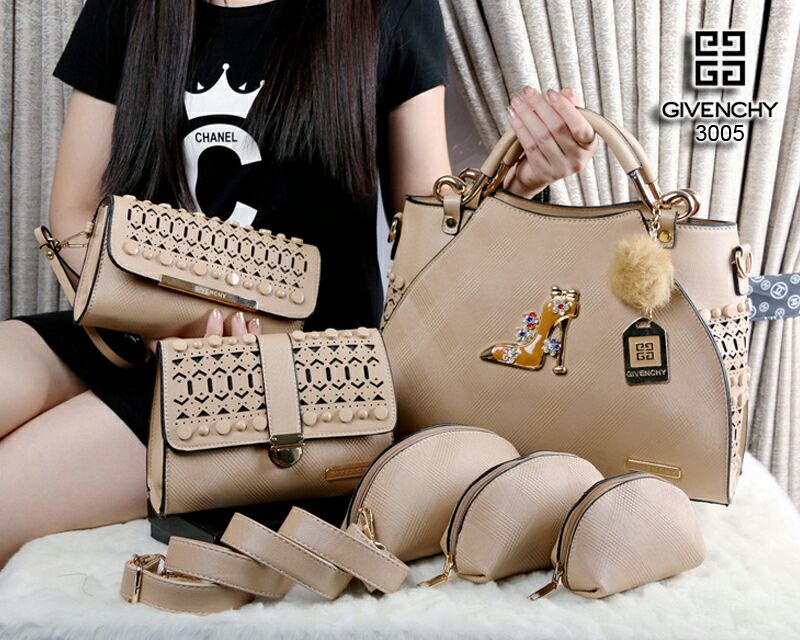 tas batam import terbaru givenchy zalora cinderella high heels 3d tas batam import terbaru givenchy zalora cinderella high heels 3d