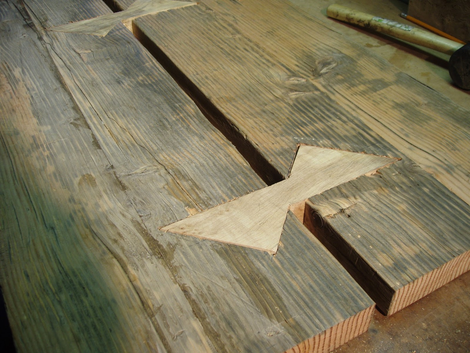 driftedge woodworking Maple butterfly joints for driftwood spruce table.