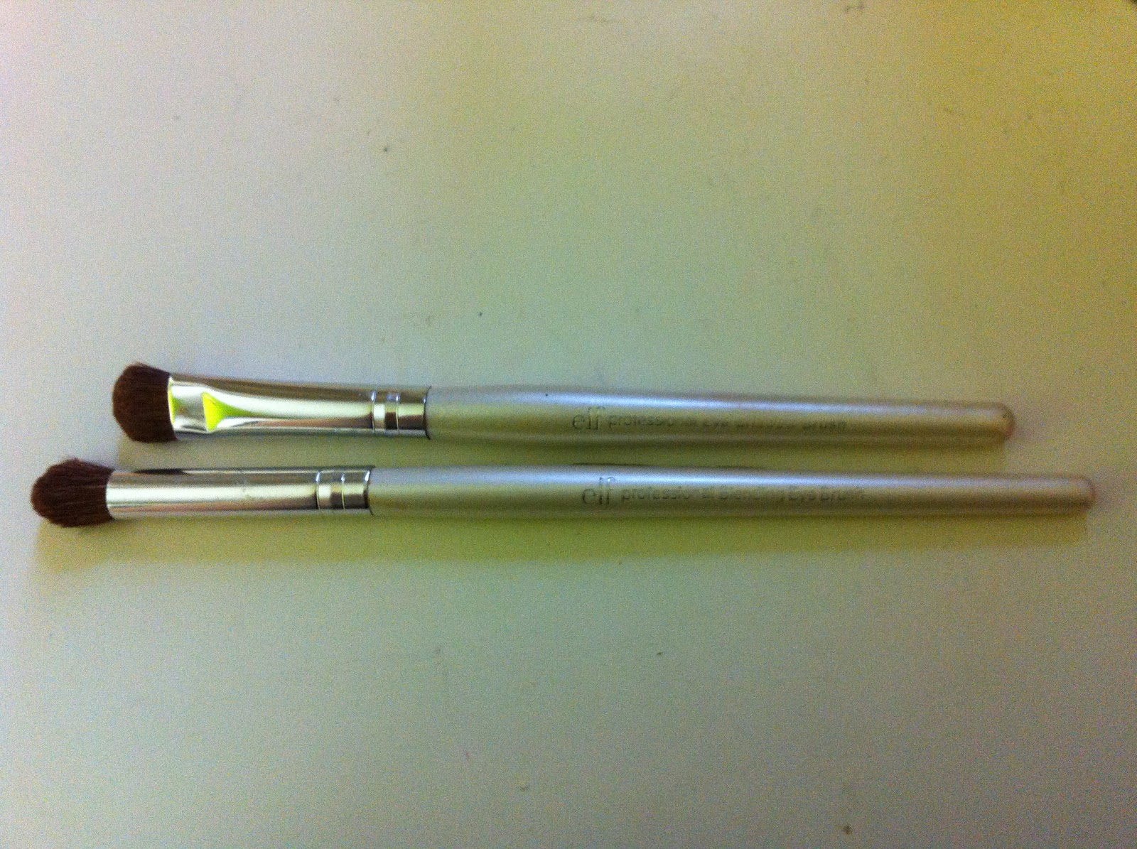 Fetish For Makeup Basic eyeshadow brushes for starters ELF