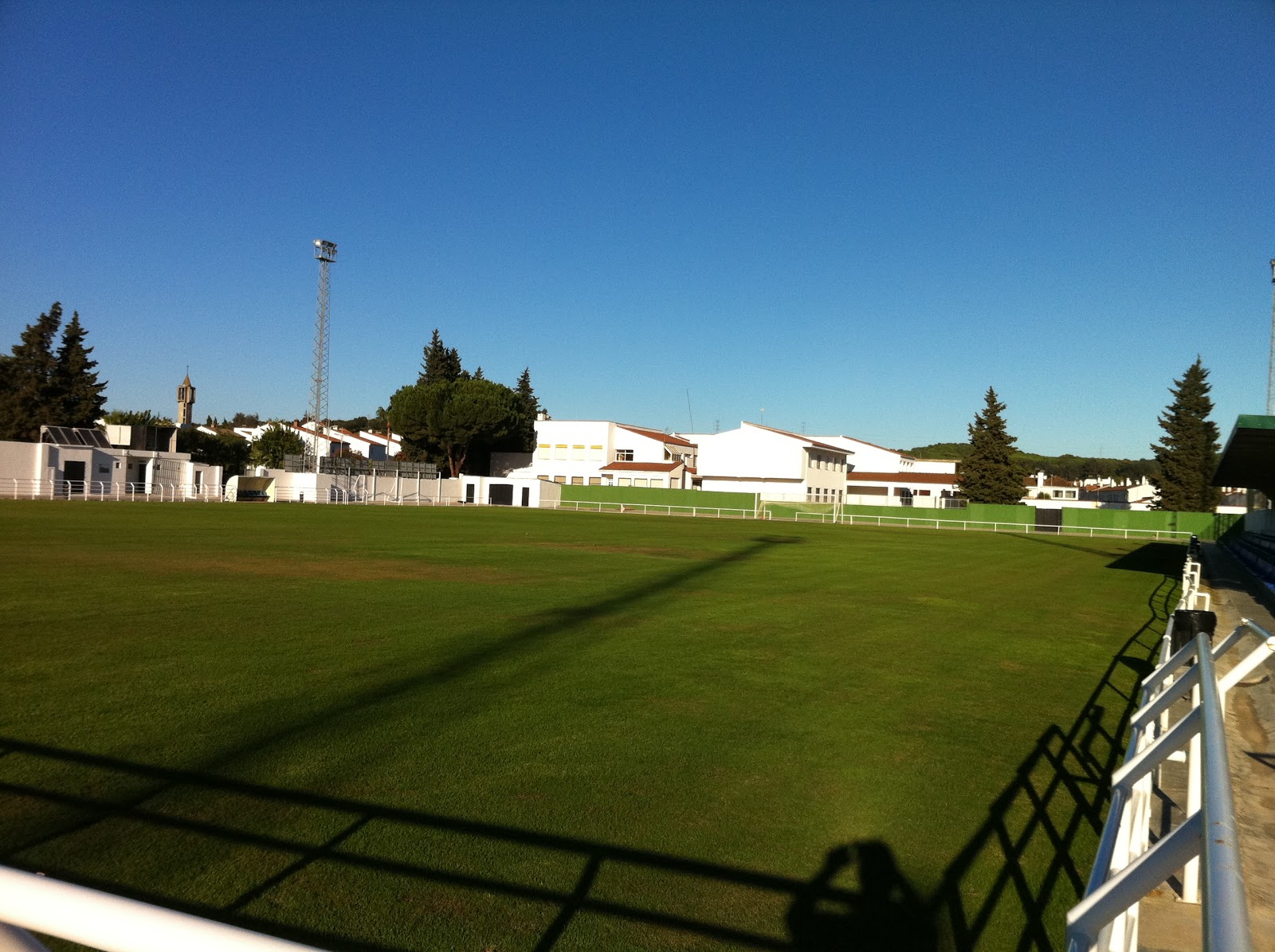 El Blog Chisparrero: Campo de Cesped Natural