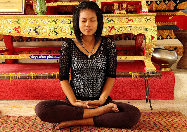 Yoga Poses and Pranayamas for Healthy Glowing Skin Yoga Poses and Pranayamas for Healthy Glowing Skin