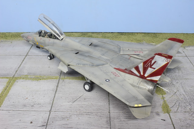 F-14A Tomcat VF111 "Sundowners"'Hasegawa au 1/48. F-14A Tomcat VF111 "Sundowners"'Hasegawa au 1/48.
