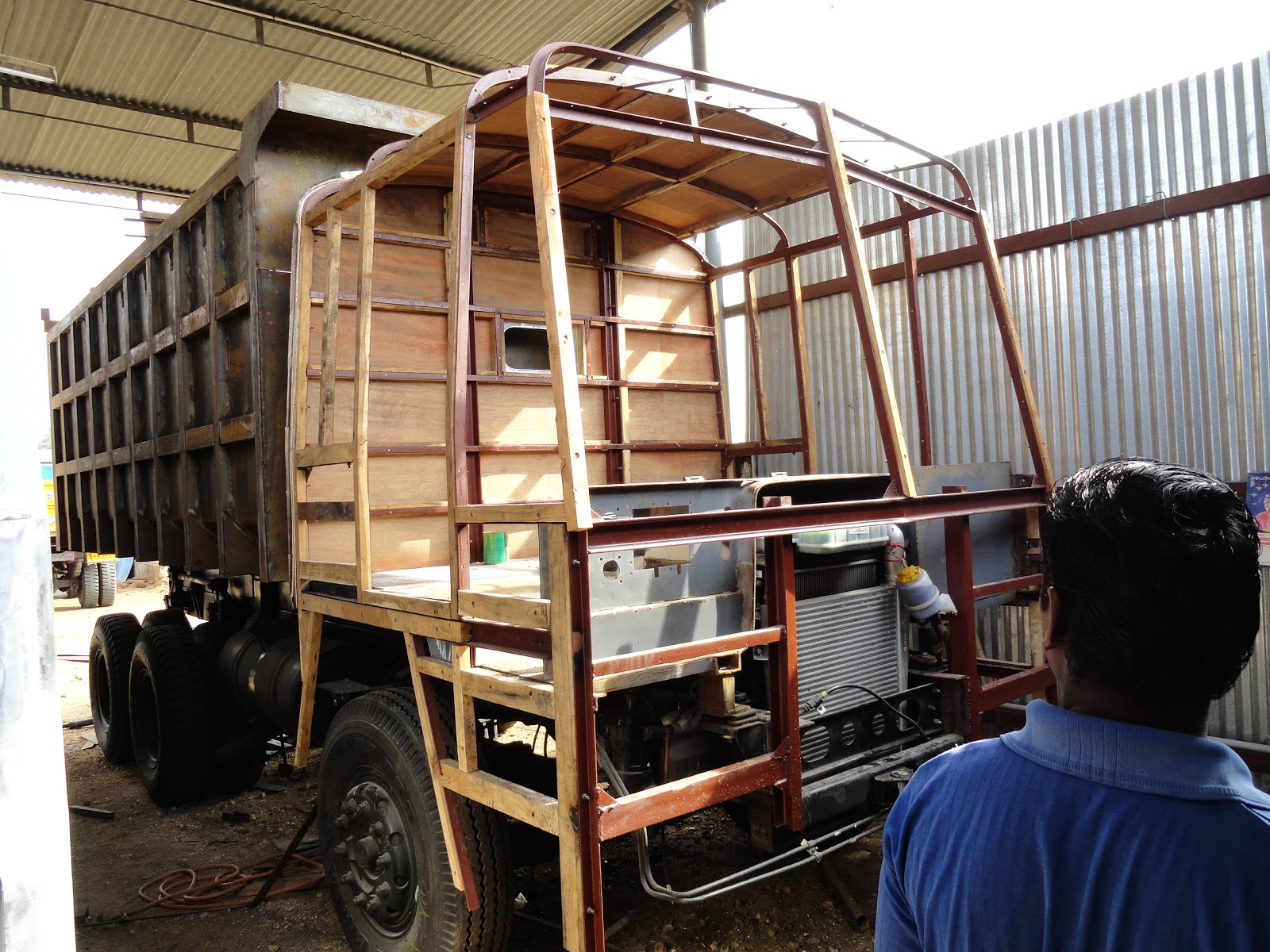 SRI KANNIMAR LABOUR BODY BUILDERS NEW TRUCK BODY BUILDING new truck