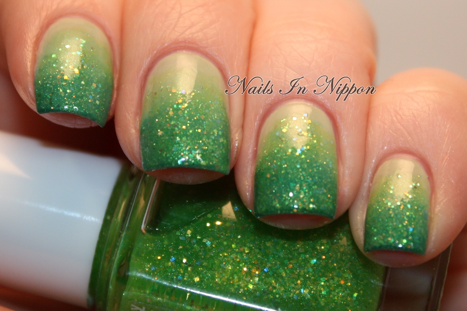 green glitter nail art