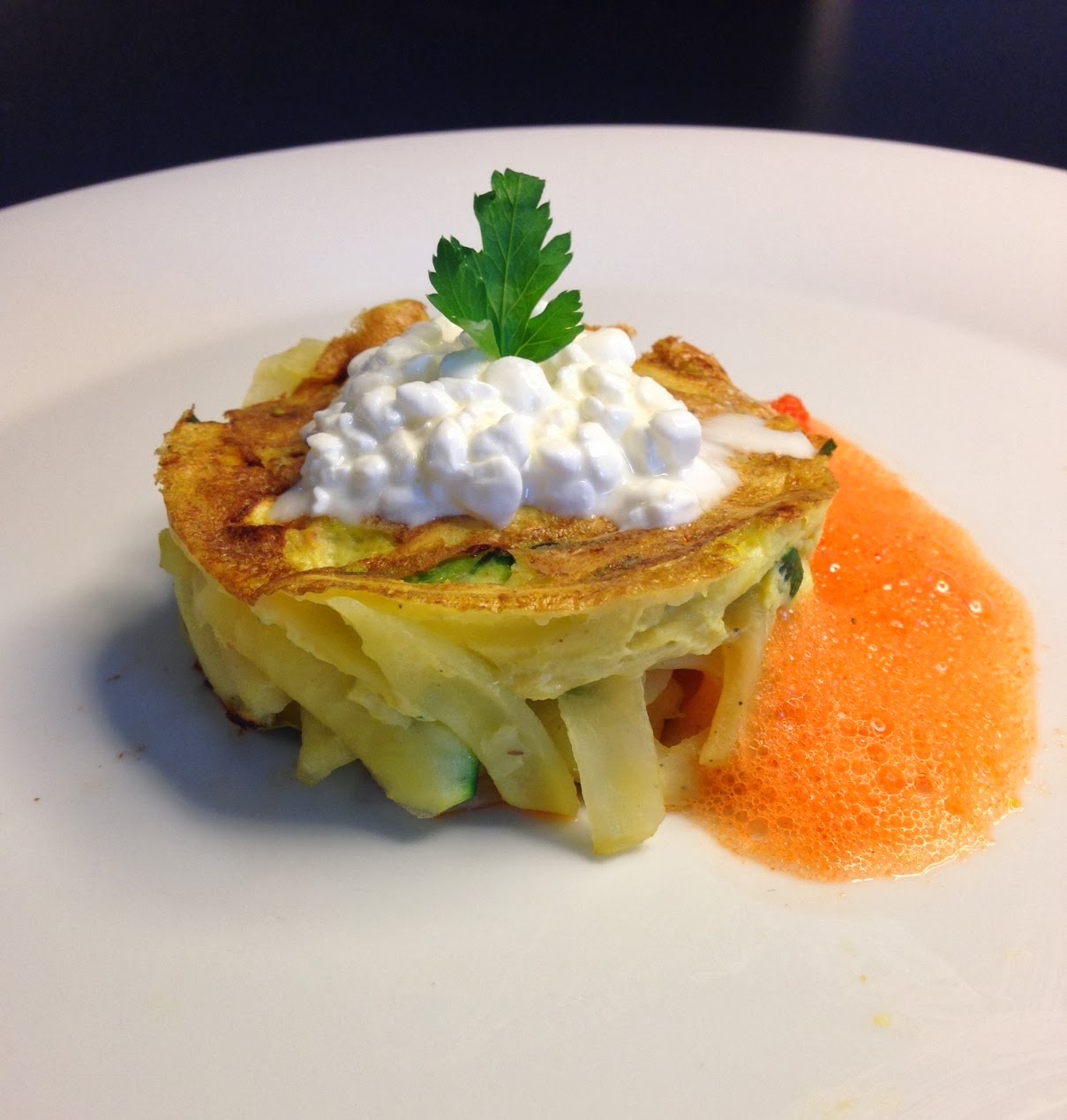 Sarah&amp;#39;s Feinschmecker-Blog: Gemüserösti mit Peperoni-Schaum und Hüttenkäse