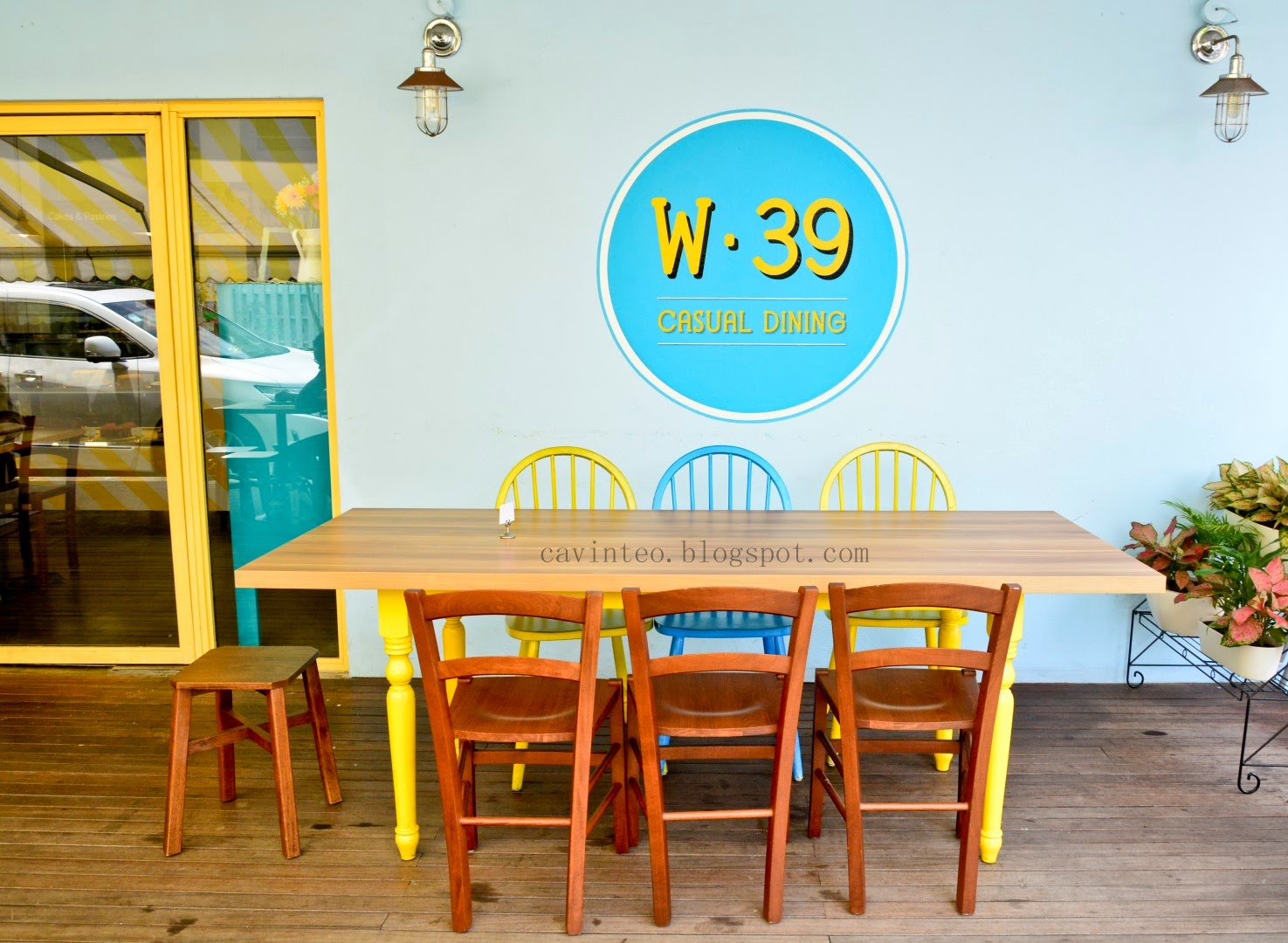Entree Kibbles: W.39 Casual Dining - Bistro and Bakery ...