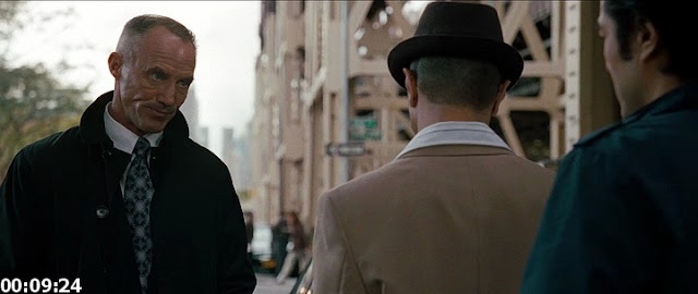 Safe.2012.DVDRip.Castellano_00_09_24_00000.jpg