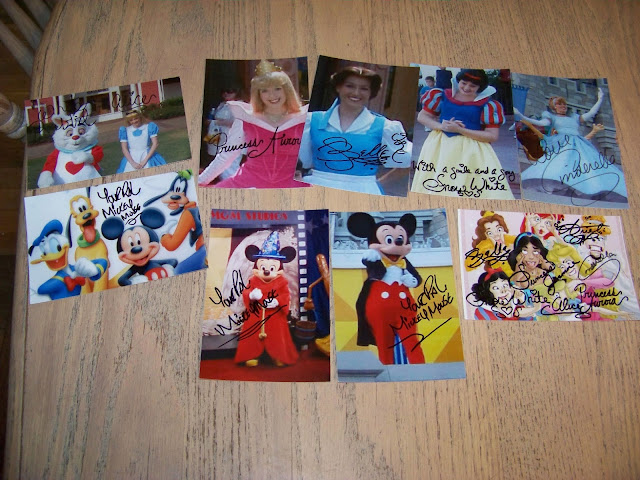Autographed Disney Character Pictures filmprincesses.blogspot.com