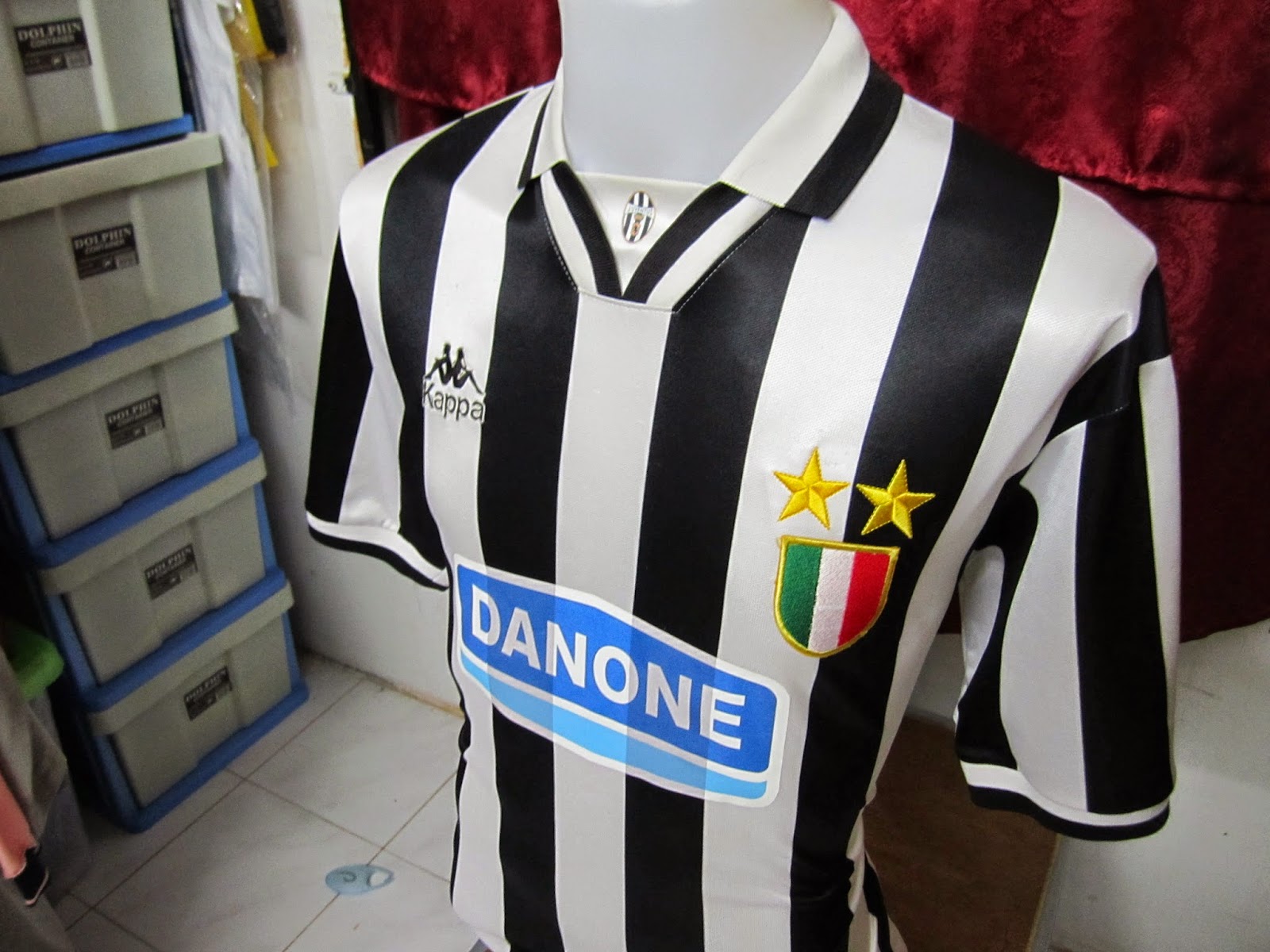 BundleWalla Vintage Juventus Home Jersey 1994 SOLD