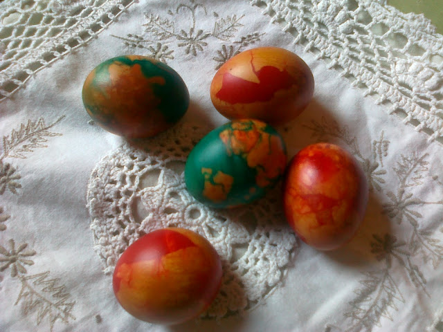 farbanje jaja za uskrs