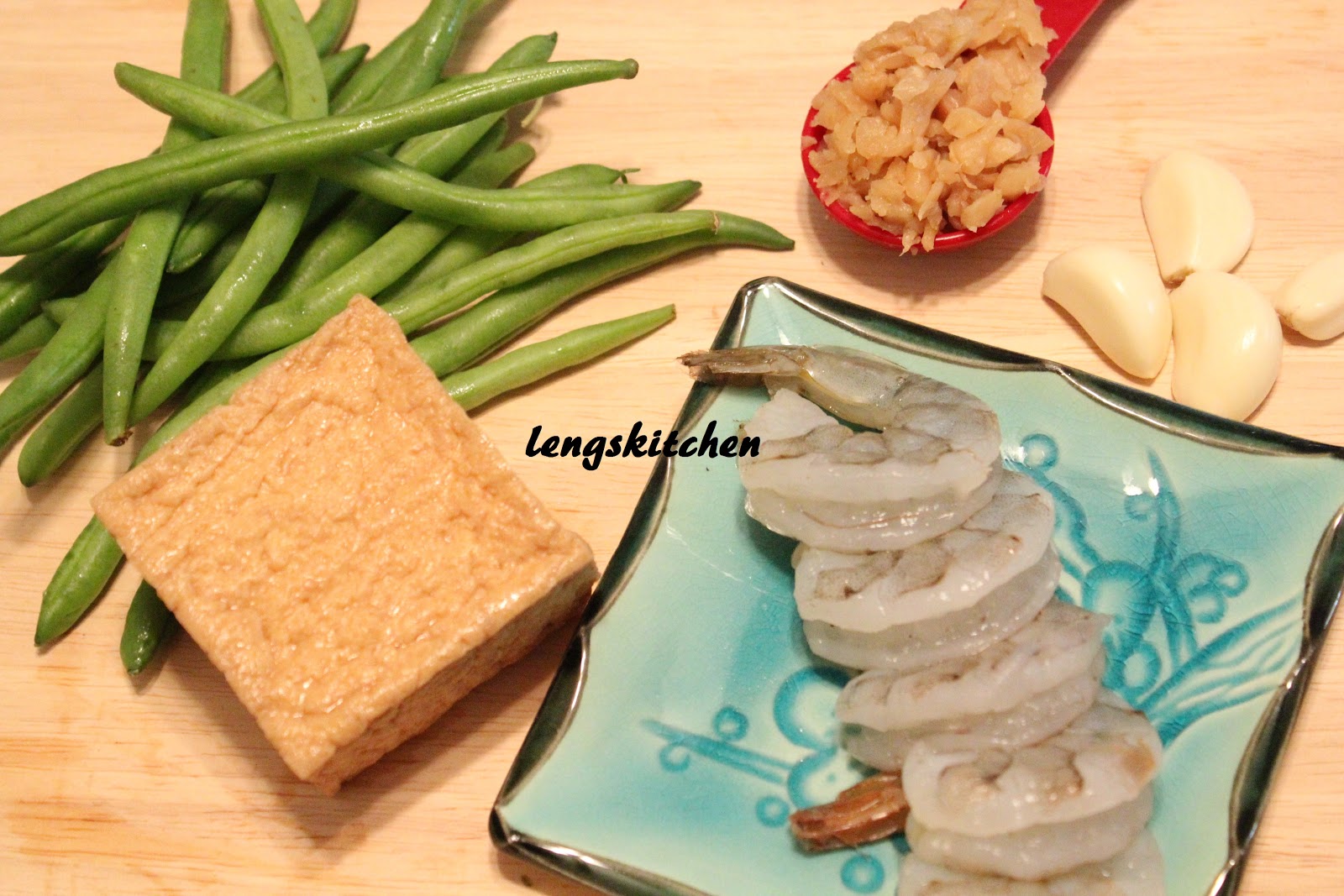 Kitchen Chaos Stir Fried Green Beans with Diced Shrimps and Tofu 粒粒脆