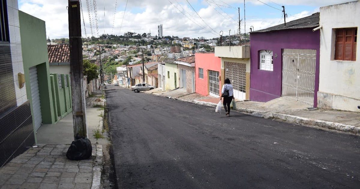 Blog do Augusto Cesar: Governo de Garanhuns asfalta Ruas na Boa Vista e