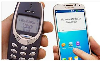 Perbandingan Galaxy S4 dan Nokia 3310