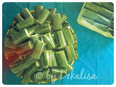Toko Kue Dekalisa: Lemper Ayam - Pesan snack Sawangan Depok