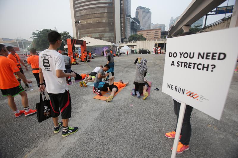 nike running university village